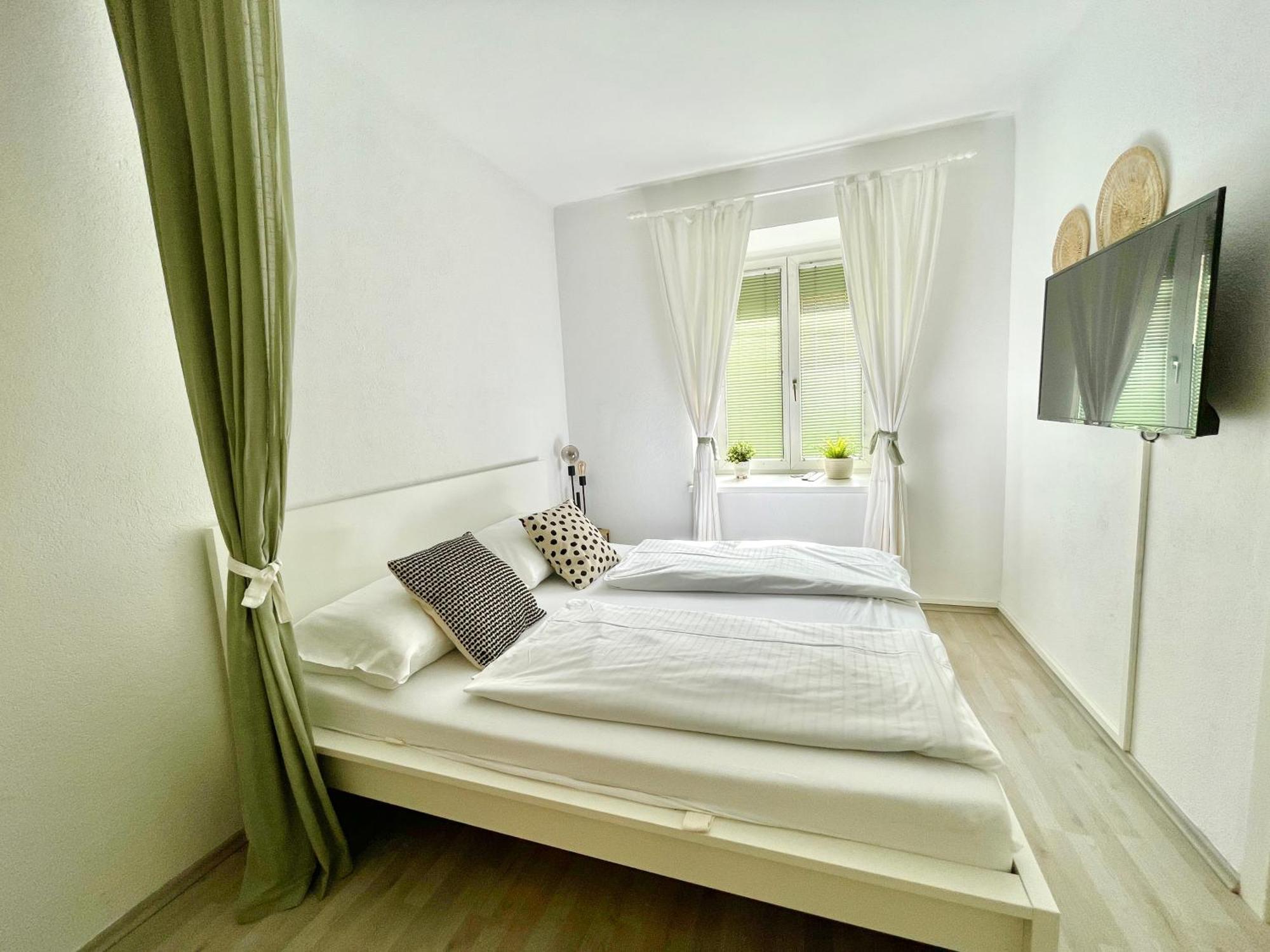 Contactless Self-Check-In - City Apartment Zum Wohlfuhlen Ans16 กราซ ภายนอก รูปภาพ